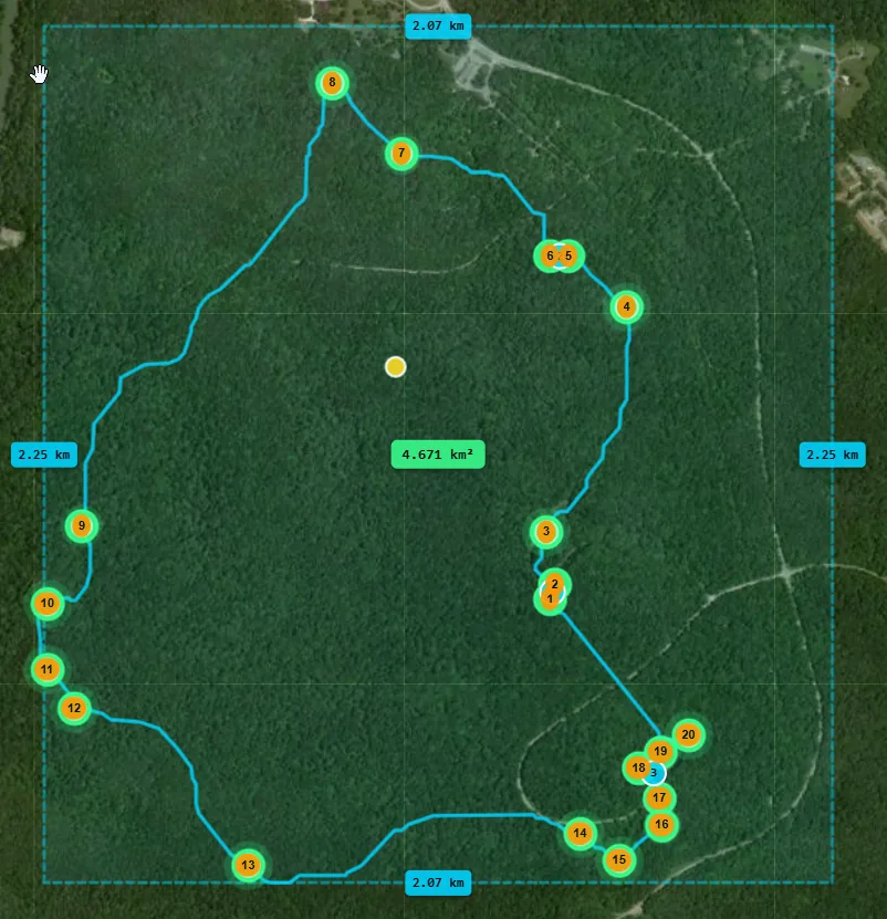 A CaveFinder scan over the Mammoth Cave area showing hillshaded terrain with ranked candidate cave entrances and known caves.